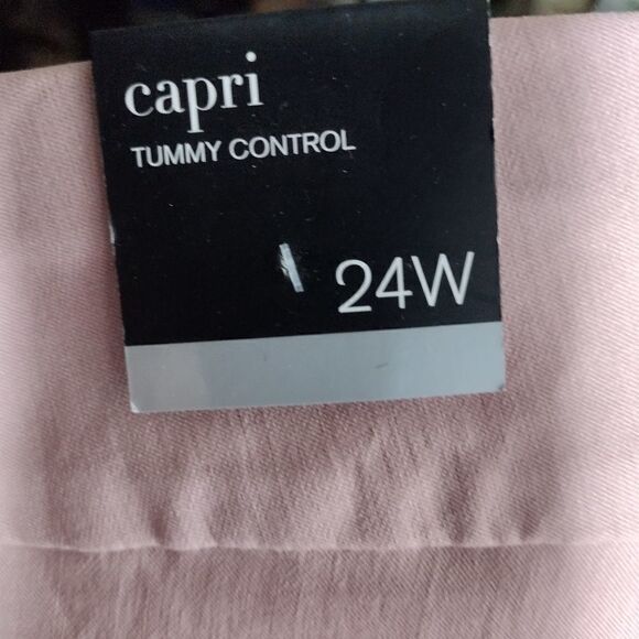 Alfani tummy control capris - Picture 5 of 8